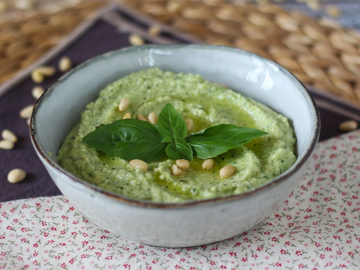 Zucchinipesto, det snabba och välsmakande receptet utan tillagning