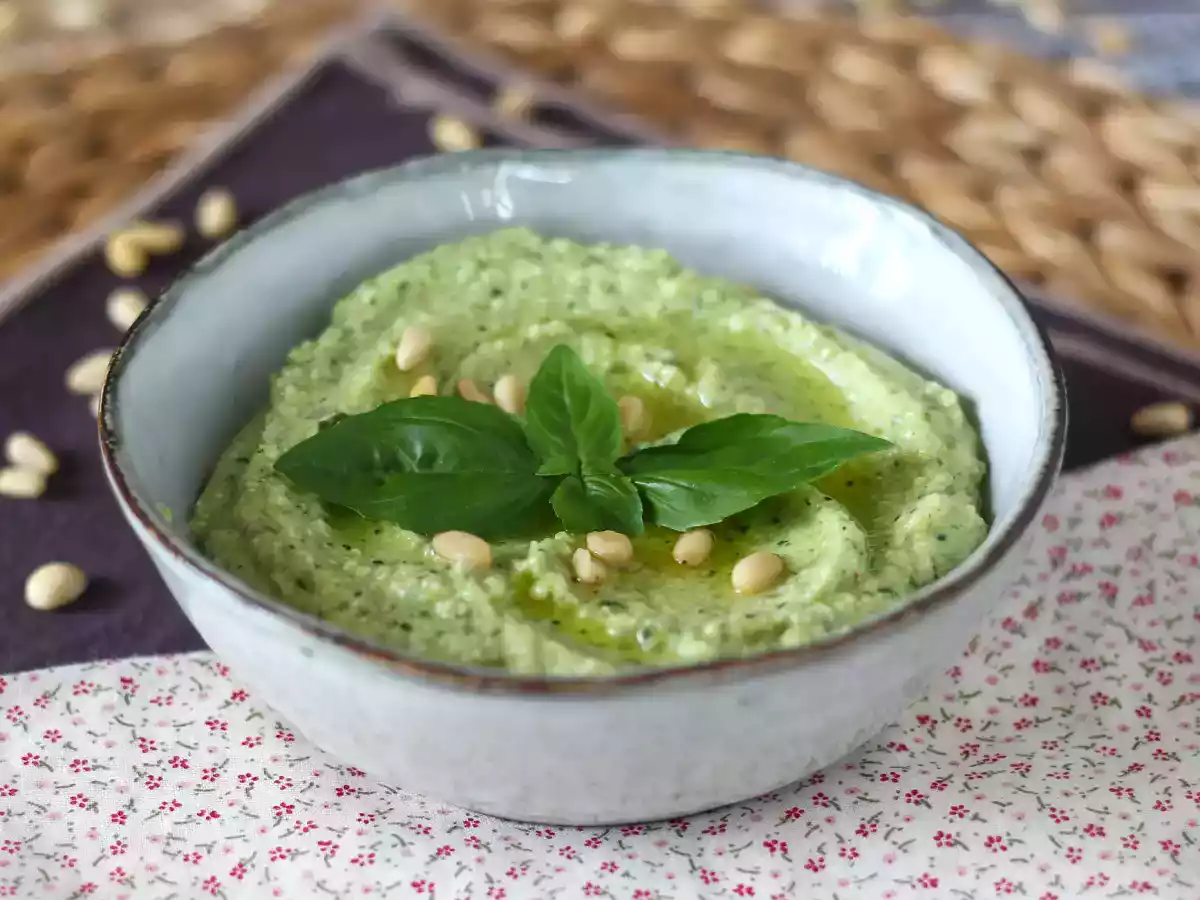 Zucchinipesto, det snabba och välsmakande receptet utan tillagning