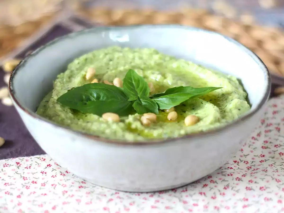 Zucchinipesto, det snabba och välsmakande receptet utan tillagning - foto 3