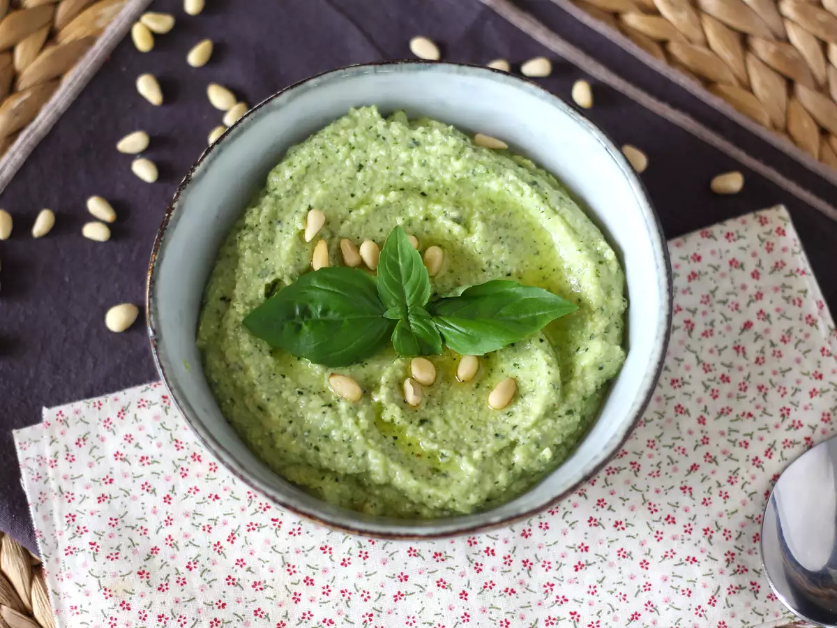 Zucchinipesto, det snabba och välsmakande receptet utan tillagning - foto 6